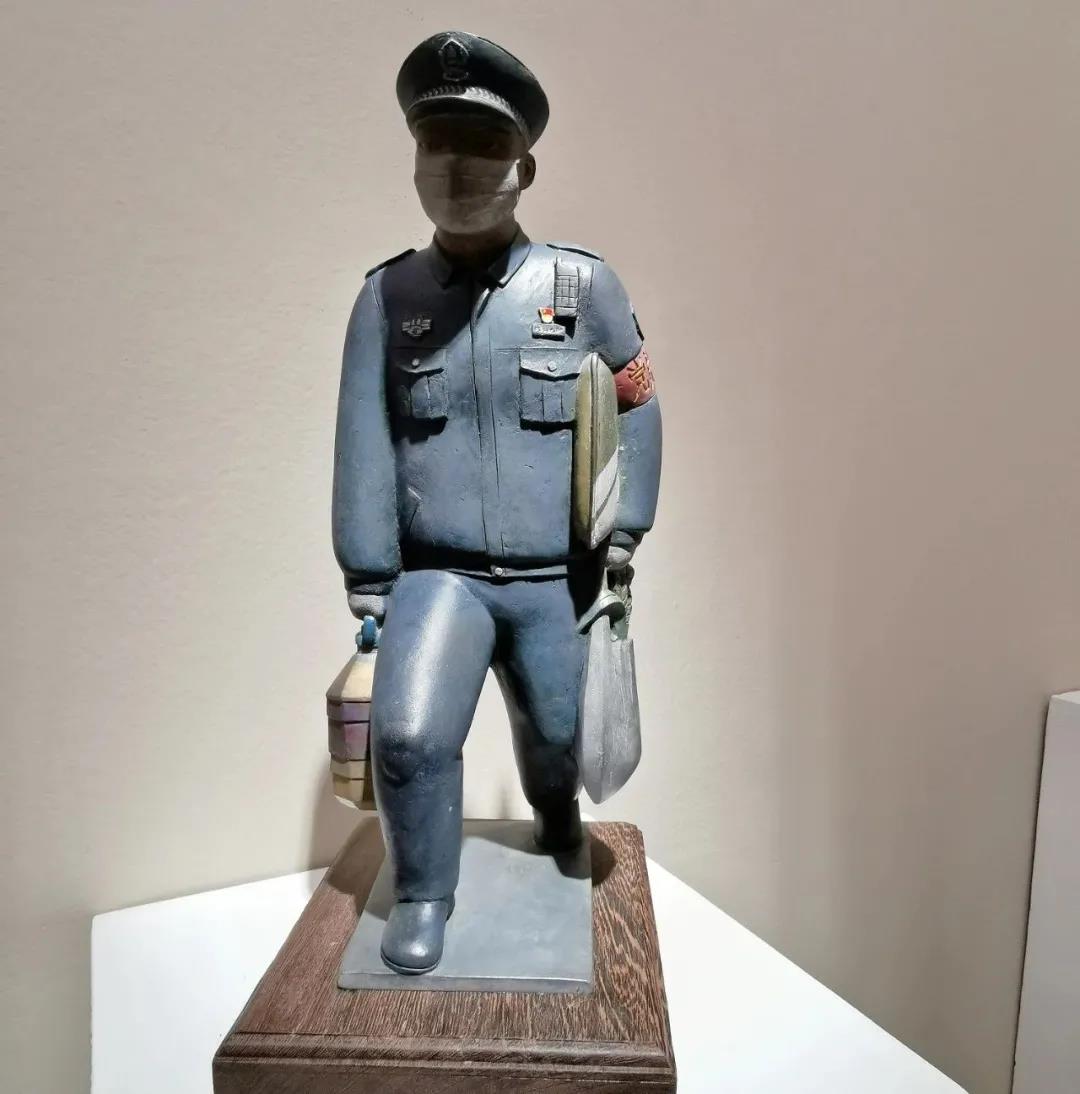 广州市侨颐社会服务中心组织员工参观“广东省庆祝中国共产党成立100周年美术作品展”