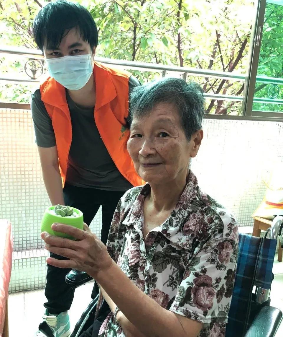 侨颐养老生活 | 有“园”相聚，快乐种植(图6)